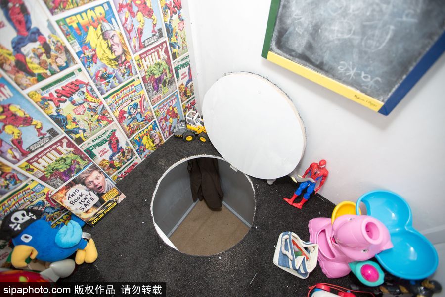 英國奇葩發明家打造世界首座海灘地下小屋