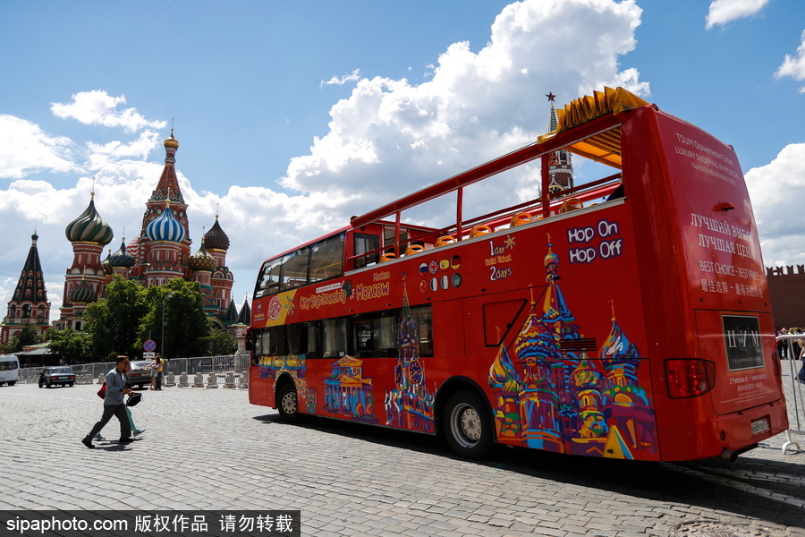 跟隨游客游覽莫斯科 觀光車視角下的俄羅斯城市風光