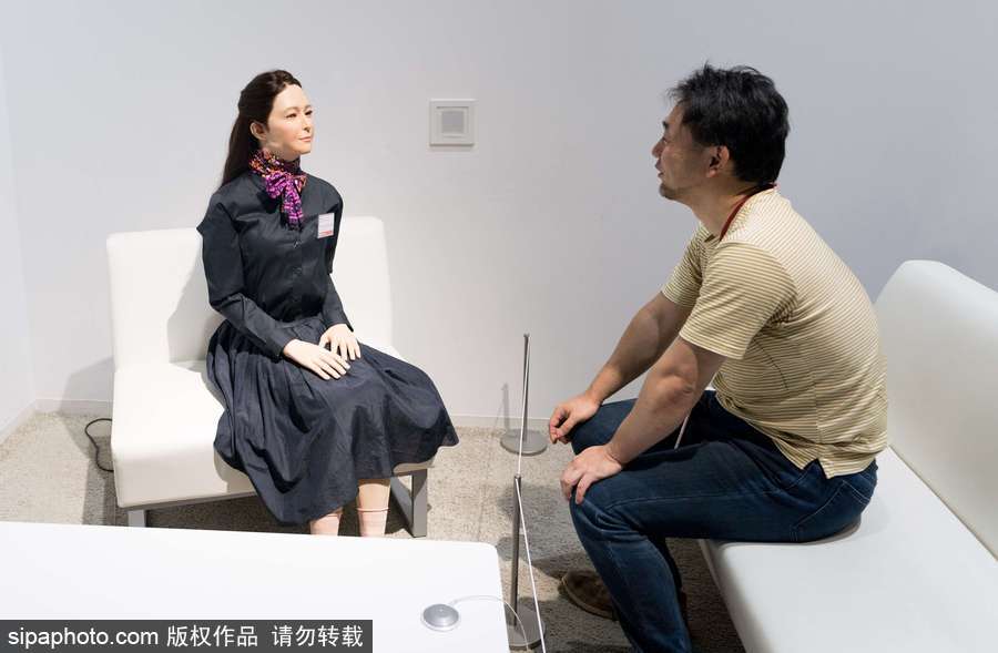 簡直要逆天 日本仿生機器人展逼真到嚇人