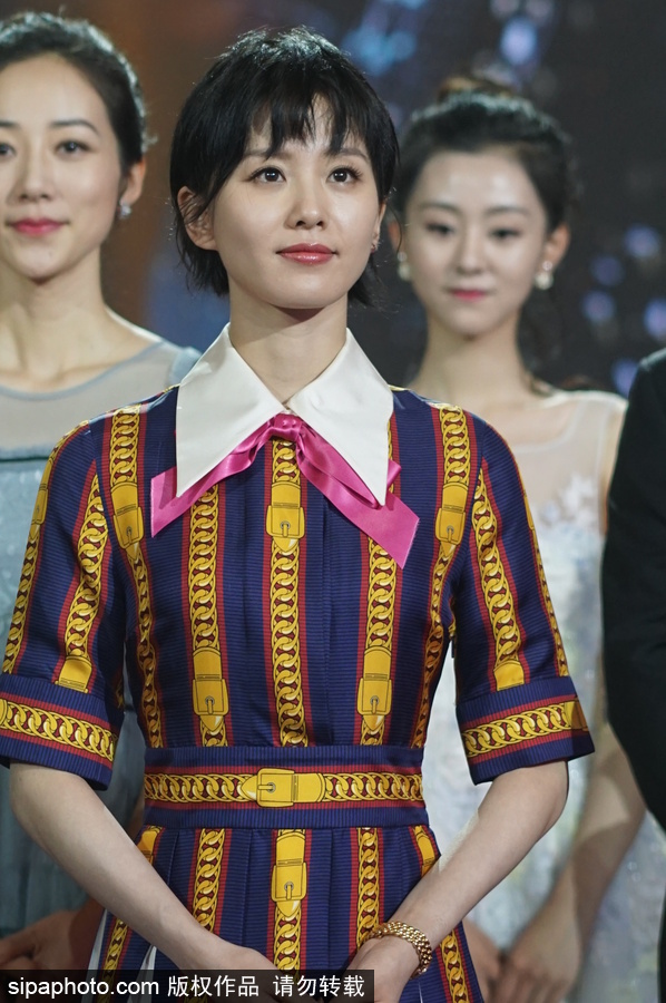 電視劇《醉玲瓏》開播盛典 劉詩詩優雅亮相陳偉霆現場耍寶