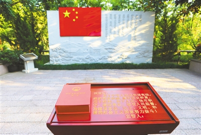 “砥礪奮進(jìn)的五年”大型成就展展板圖片選登（第一展區(qū)）