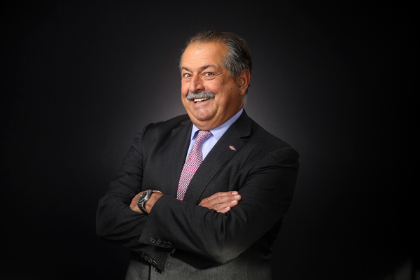 陶氏化學首席執行官利偉誠:化工行業發展適逢其時