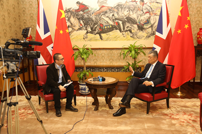 劉曉明大使就中英關系和梅首相訪華接受中國駐英國媒體聯合采訪