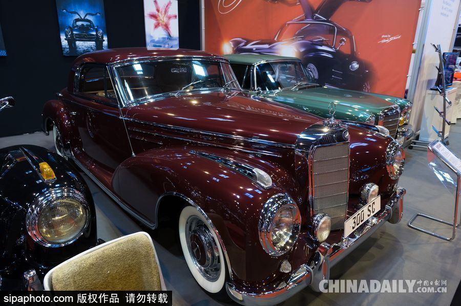 2018巴黎老爺車展開幕 經典老車演繹傳奇