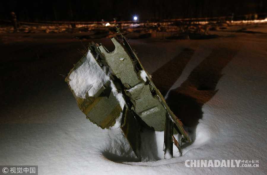 俄羅斯載71人客機墜毀無人生還 雪地發現飛機殘骸