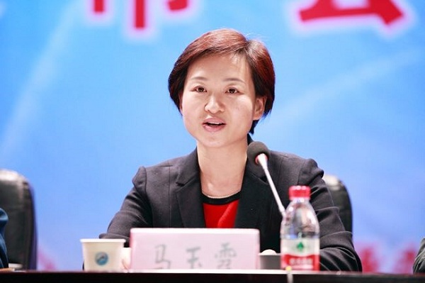 全國人大代表馬玉霞：名校要“遠(yuǎn)幫”、“近扶”貧困學(xué)校