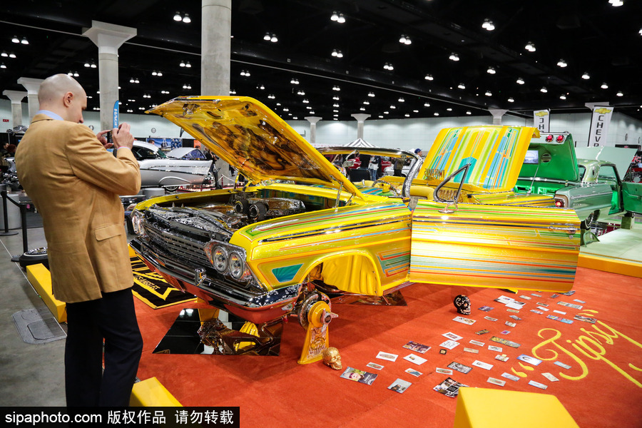 美國洛杉磯舉行經典車展 匯聚各式老爺車復古懷舊