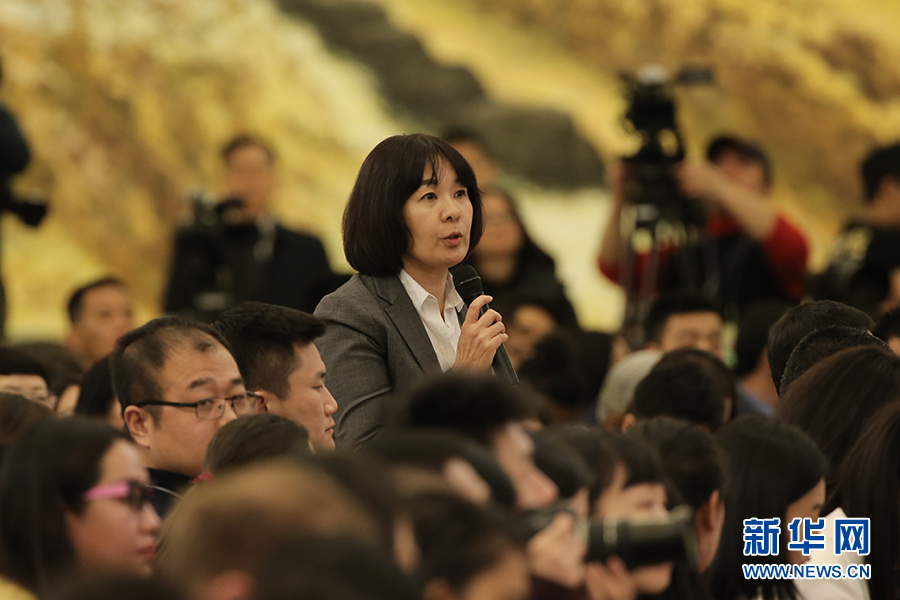 李克強(qiáng)：中日關(guān)系改善不僅需要氛圍，更需要遠(yuǎn)見(jiàn)和定力