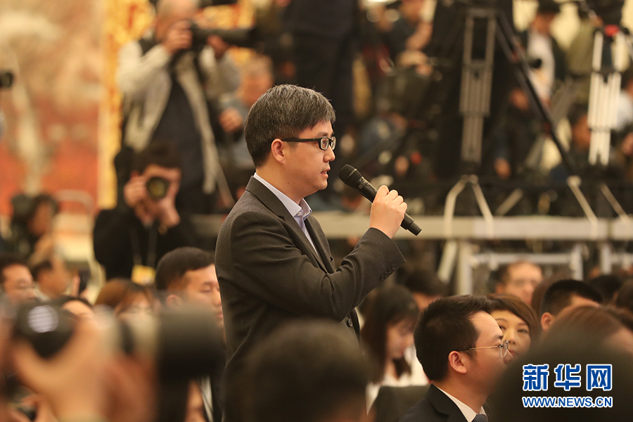 李克強：人民政府工作的出發點落腳點就是保障和改善民生