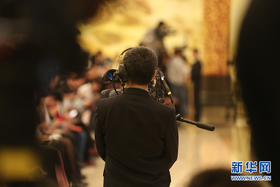 記者在現場拍攝