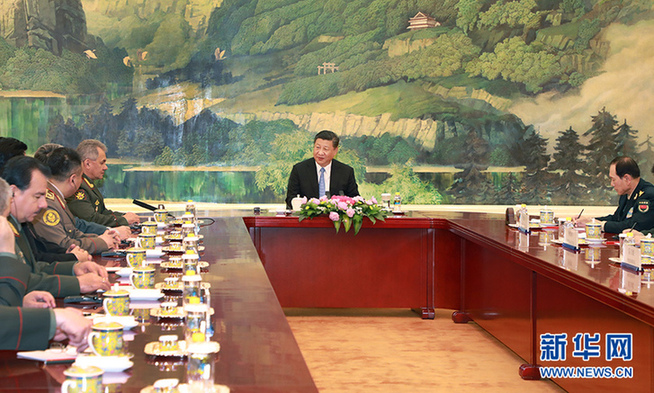習近平集體會見上海合作組織成員國國防部長