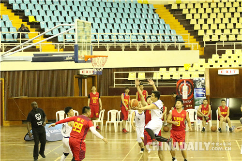肯尼亞第二屆標準銀行集團杯籃球賽閉幕 兩所當地學校獲捐助
