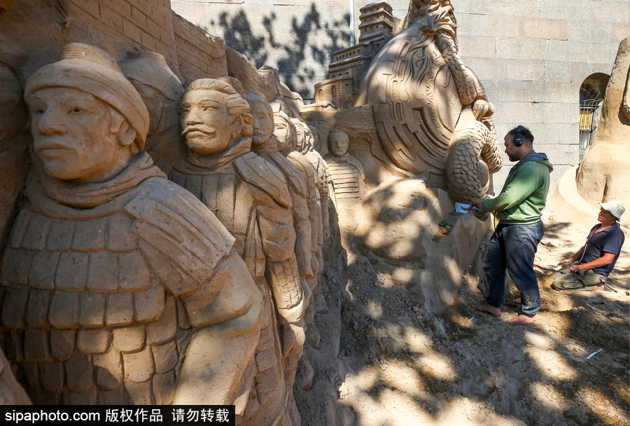 俄羅斯圣彼得堡沙雕節開幕 “兵馬俑”造型亮相吸睛