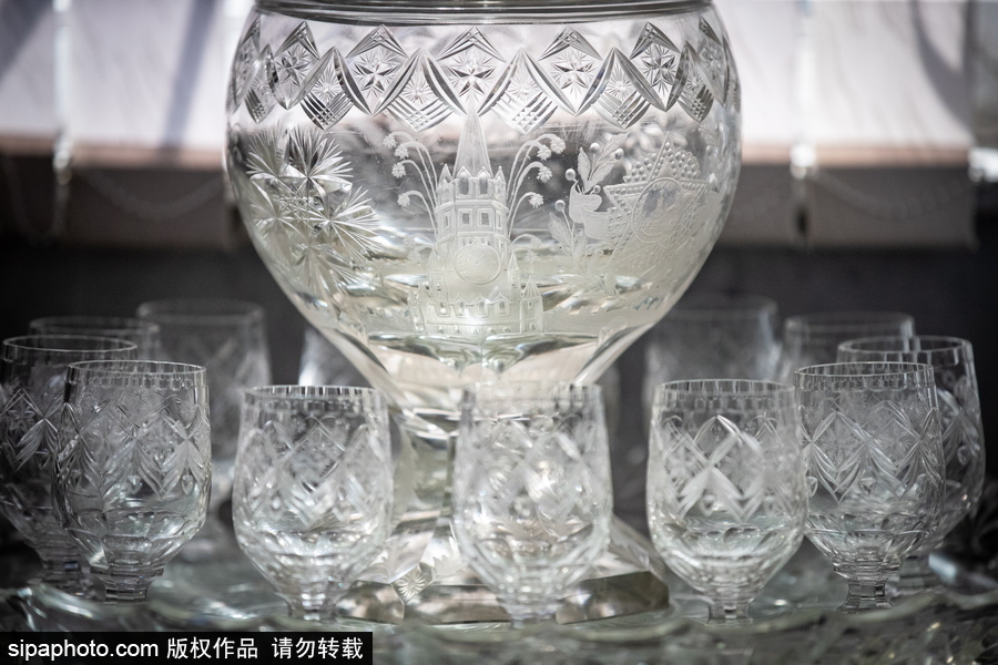 精致剔透充滿(mǎn)少女心 探訪俄羅斯尼科斯基玻璃與水晶博物館