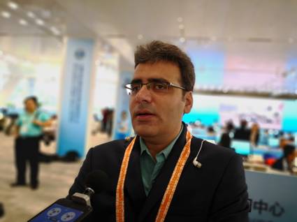 外媒記者眼中的上合峰會：為與會國提供平等協商互幫互助的機會