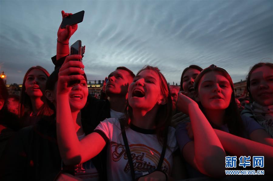 圣彼得堡慶祝“紅帆節”