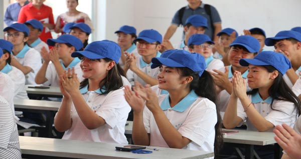 甘泉·策勒志愿扶貧項(xiàng)目啟動(dòng) 招募當(dāng)?shù)卮髮W(xué)生志愿者助力新疆策勒洛浦扶貧攻堅(jiān)