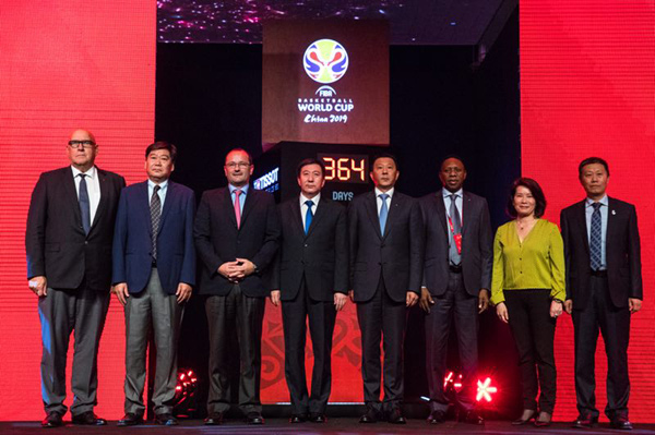 天梭倒計(jì)時(shí)鐘北京啟動！<BR>國際籃聯(lián)2019籃球世界杯進(jìn)入周年倒數(shù)