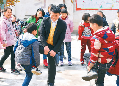 鄉下娃的“讀書引路人”：張玉滾