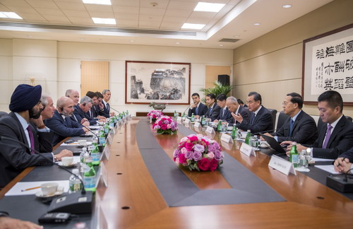 王毅會(huì)見美中關(guān)系全國(guó)委員會(huì)、美中貿(mào)易全國(guó)委員會(huì)負(fù)責(zé)人