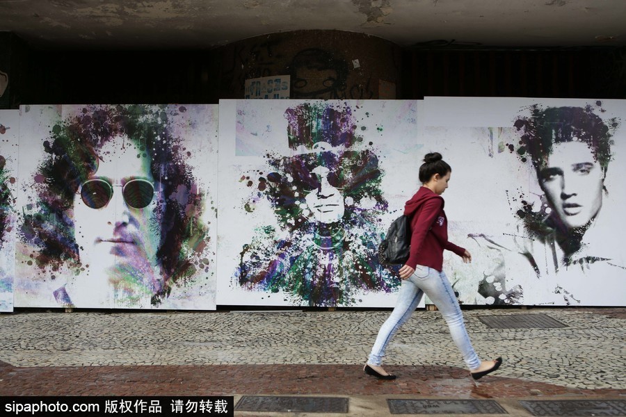 巴西：致敬偶像！圣保羅街頭出現(xiàn)搖滾明星巨幅畫像