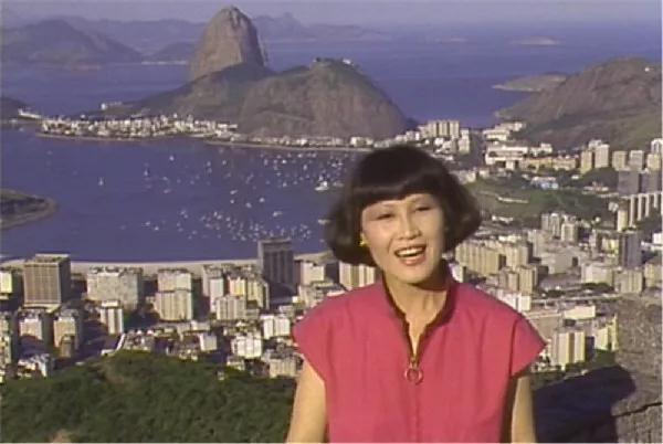 上世紀末的“國民女神”什么樣？外媒贊她“用一支支口紅改變中國形象”丨40年40人