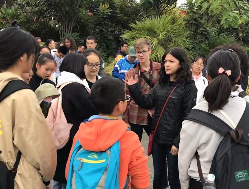 四川中學生應邀訪問華盛頓州，續寫中美青少年友誼