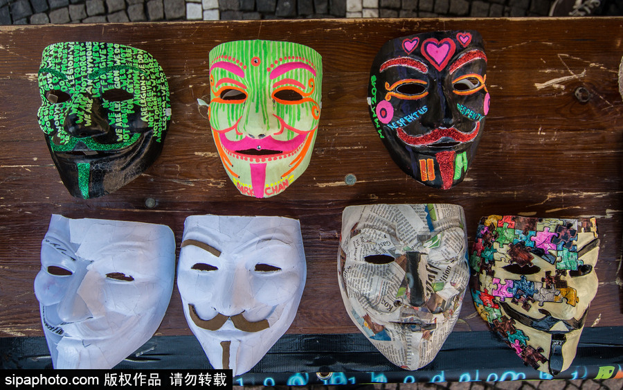 英國：蓋伊·福克斯之魂再度燃燒！百萬面具游行在倫敦舉行