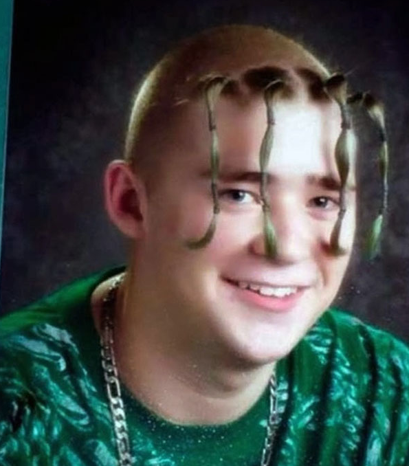 這些照片也許是他們最想毀掉的“黑歷史”