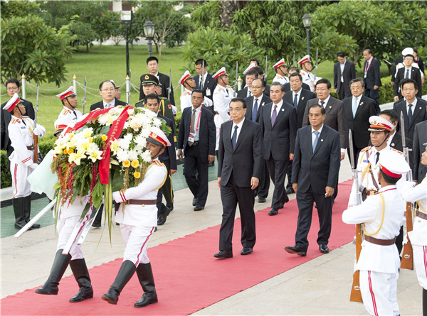 李克強總理正式訪問老撾 雙方將穩(wěn)步推進中老鐵路等大項目建設