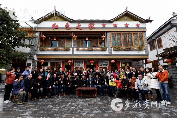 【領航新征程】花繁葉茂說“豐年” 中外青年學者點贊精準脫貧“中國方案”