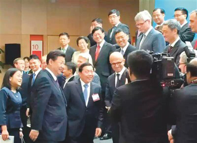 中美新媒體聚焦習(xí)主席訪美（網(wǎng)上中國）